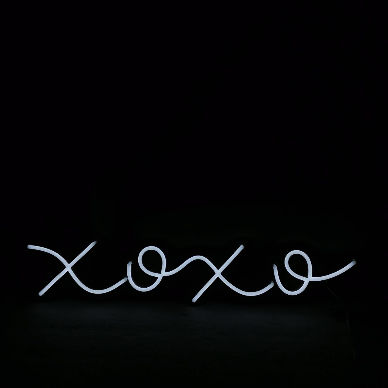 "XOXO" LED Neon Sign